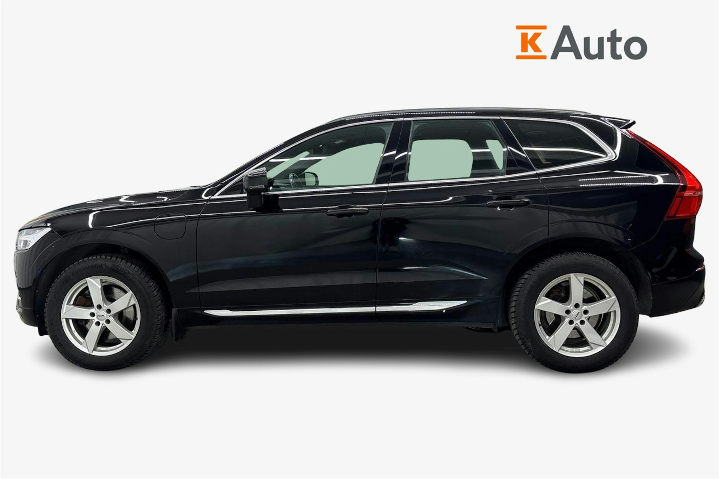 musta Volvo XC60 2020 kuva 5.