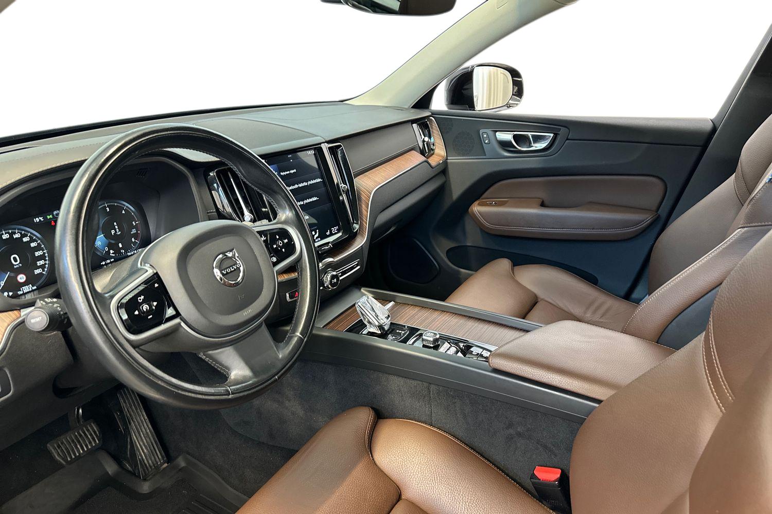 Volvo XC60 2020, kuva 6/33