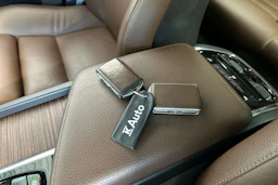 musta Volvo XC60 2020 kuva 29.