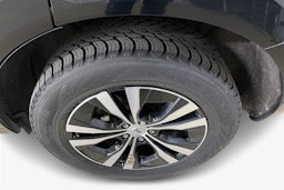 musta Volvo XC60 2021 kuva 11.