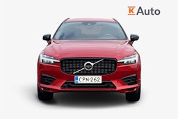 punainen Volvo XC60 2021 kuva 4.
