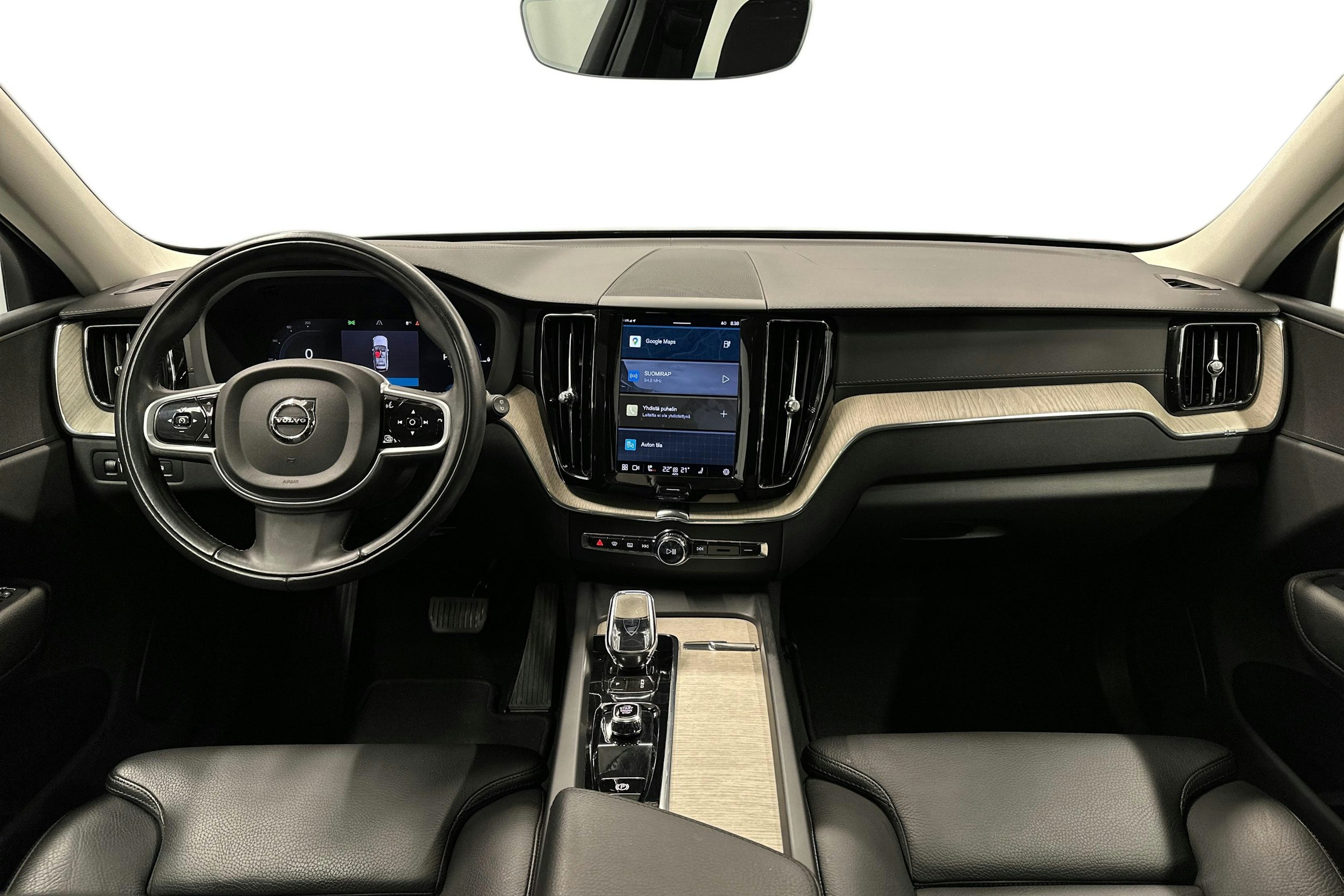 musta Volvo XC60 2021 kuva 9.