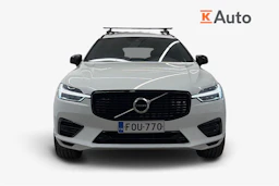 valkoinen Volvo XC60 2021 kuva 5.