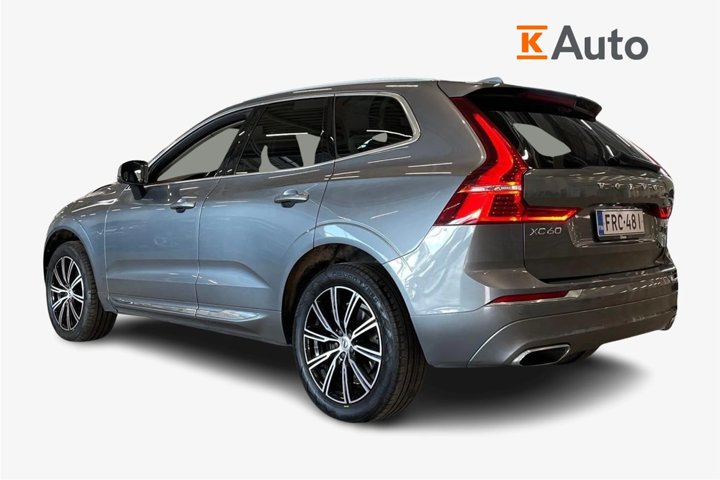 harmaa Volvo XC60 2021 kuva 2.