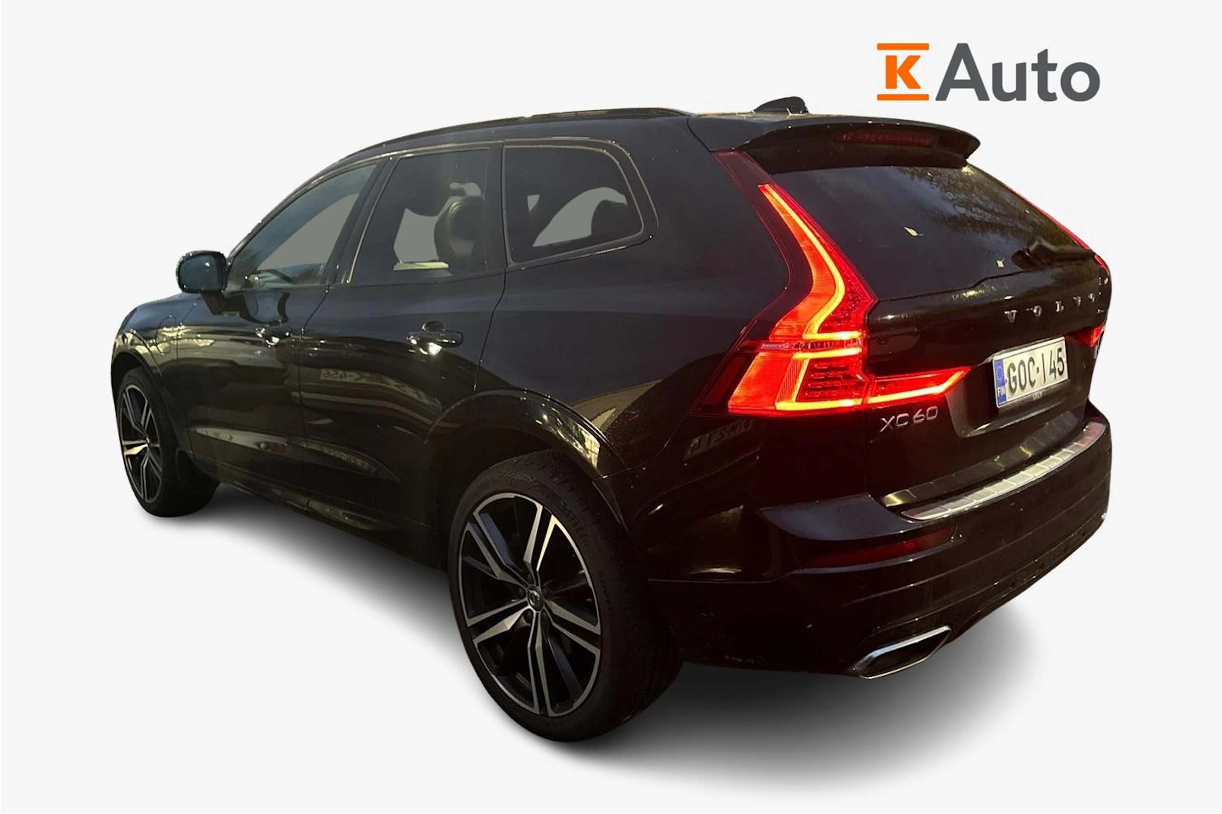 musta Volvo XC60 2021 kuva 2.