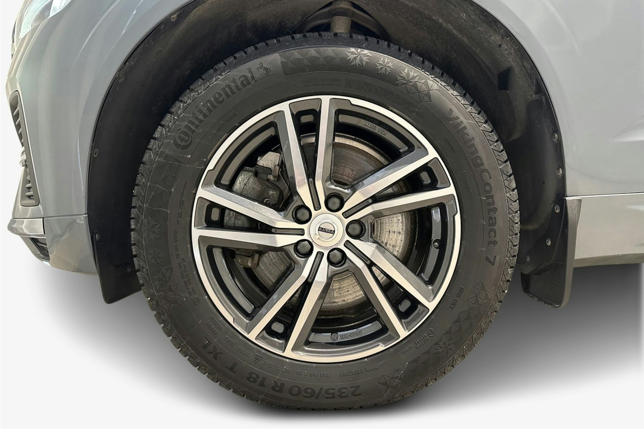 harmaa Volvo XC60 2022 kuva 11.