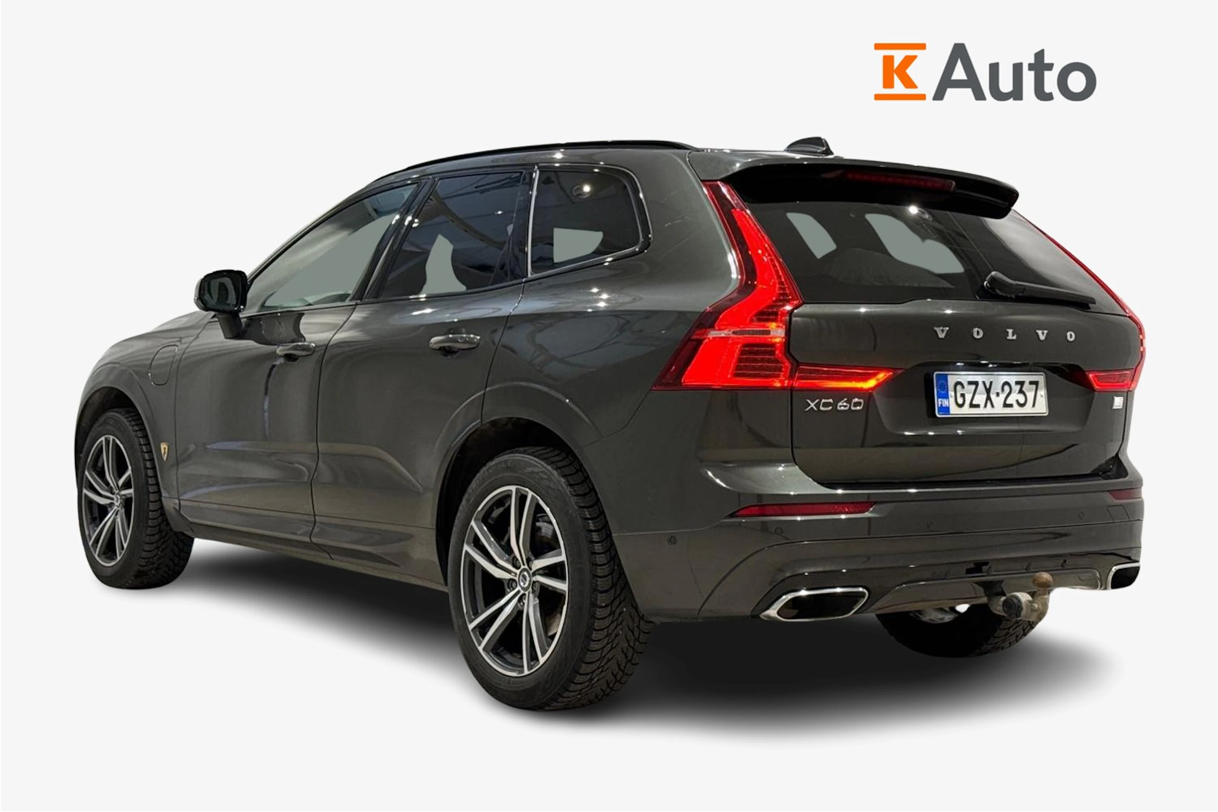 harmaa Volvo XC60 2021 kuva 3.