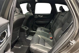 harmaa Volvo XC60 2021 kuva 11.