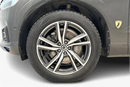harmaa Volvo XC60 2021 kuva 12.
