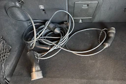 Musta Volvo XC60 2021 kuva 20.