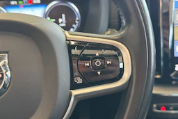Musta Volvo XC60 2021 kuva 31.