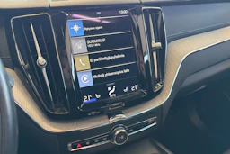 Musta Volvo XC60 2021 kuva 34.