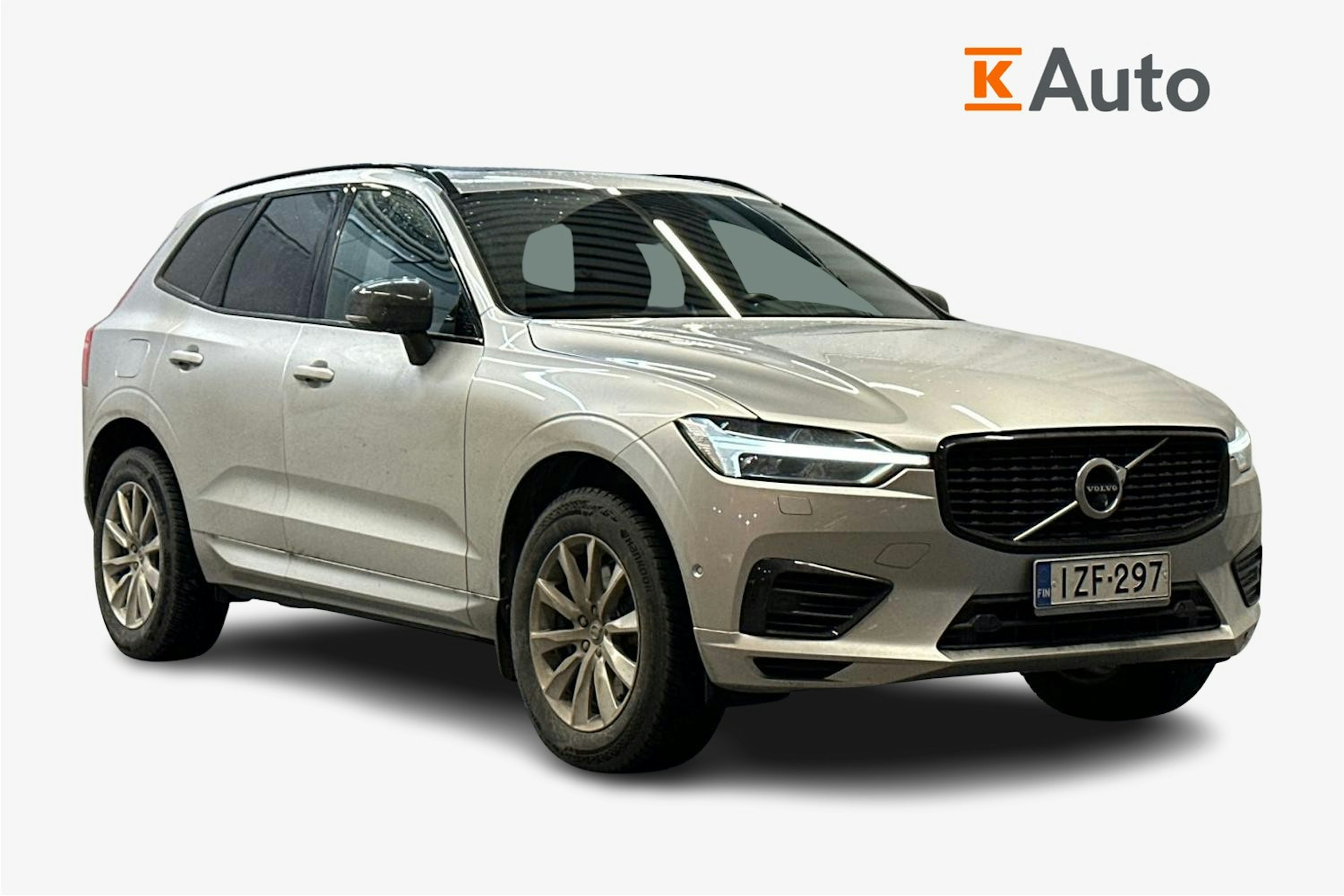 harmaa Volvo XC60 2021 kuva 1.