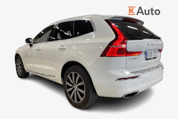 valkoinen Volvo XC60 2021 kuva 2.