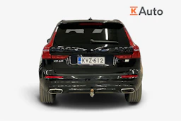 Musta Volvo XC60 2021 kuva 3.