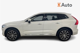 Valkoinen Volvo XC60 2021 kuva 6.