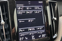 harmaa Volvo XC60 2021 kuva 25.