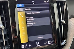 harmaa Volvo XC60 2021 kuva 27.