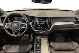 harmaa Volvo XC60 2021 kuva 9.