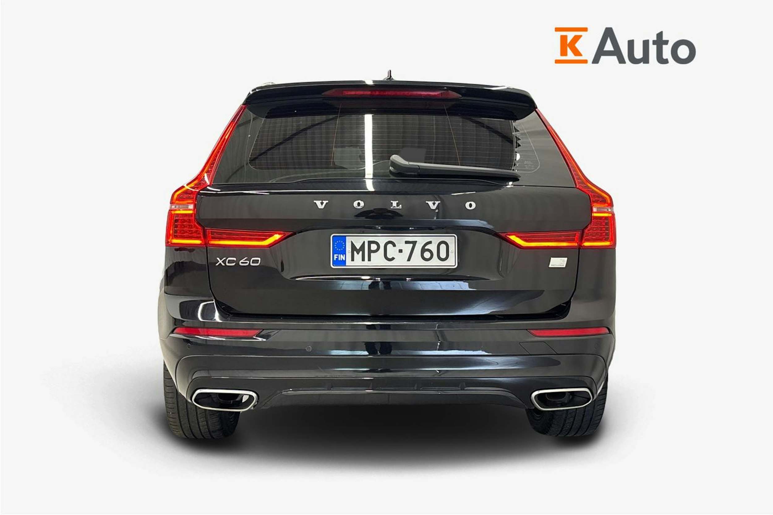 musta Volvo XC60 2021 kuva 3.