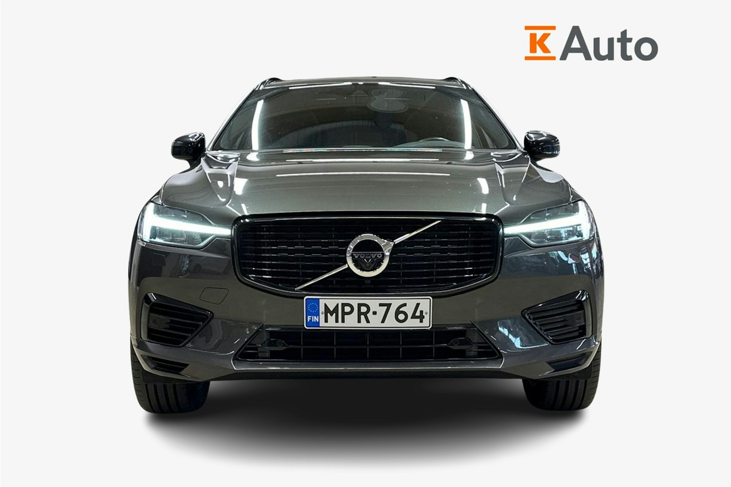 harmaa Volvo XC60 2021 kuva 5.