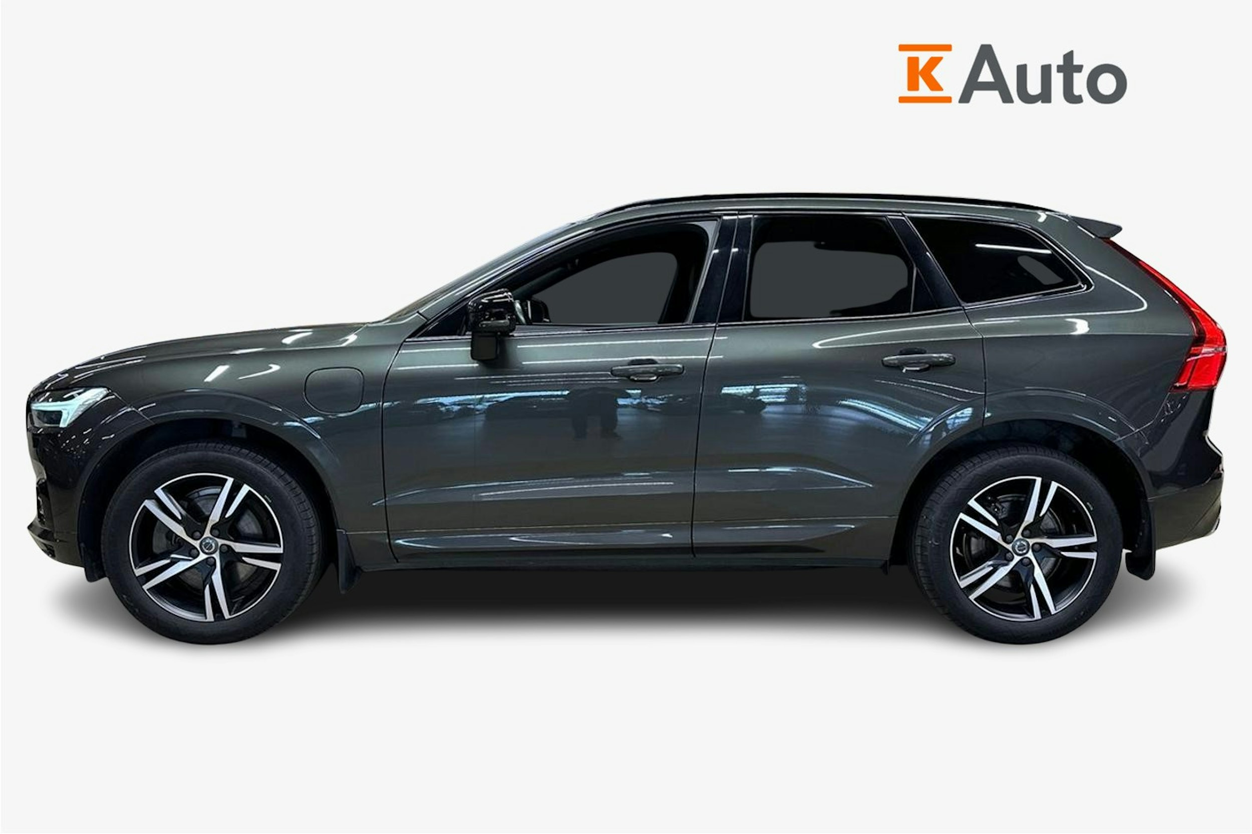harmaa Volvo XC60 2021 kuva 6.