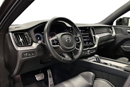 harmaa Volvo XC60 2021 kuva 9.