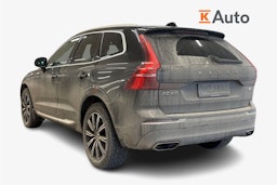 musta Volvo XC60 2021 kuva 2.