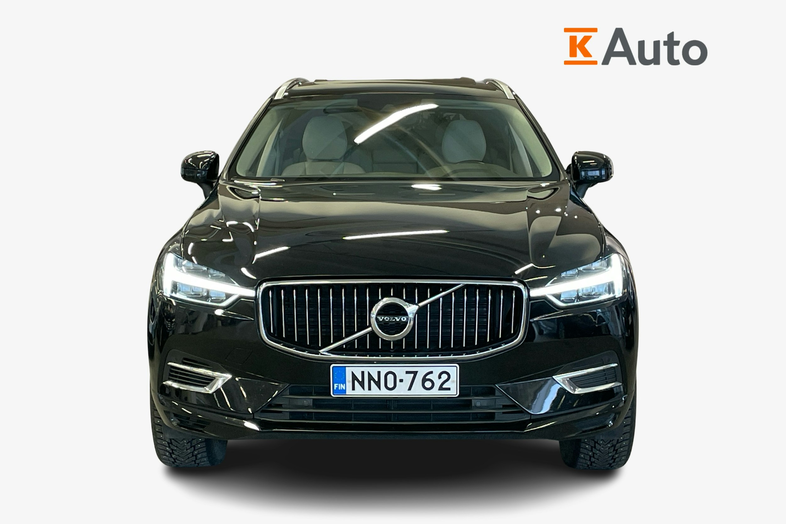 Musta Volvo XC60 2021 kuva 4.