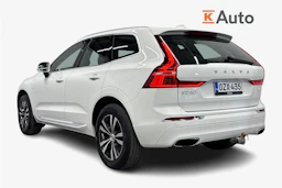 valkoinen Volvo XC60 2021 kuva 3.