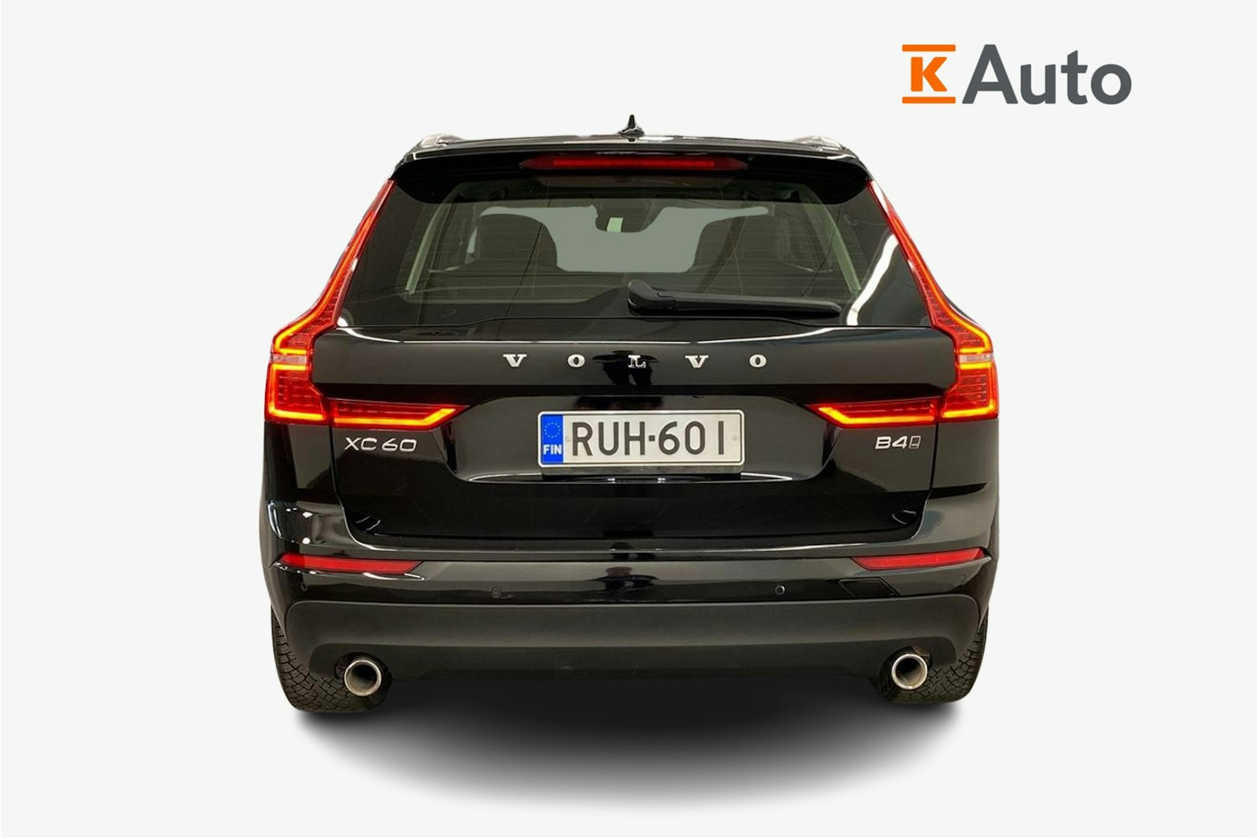 musta Volvo XC60 2021 kuva 3.