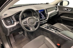 musta Volvo XC60 2021 kuva 7.