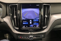 musta Volvo XC60 2021 kuva 17.