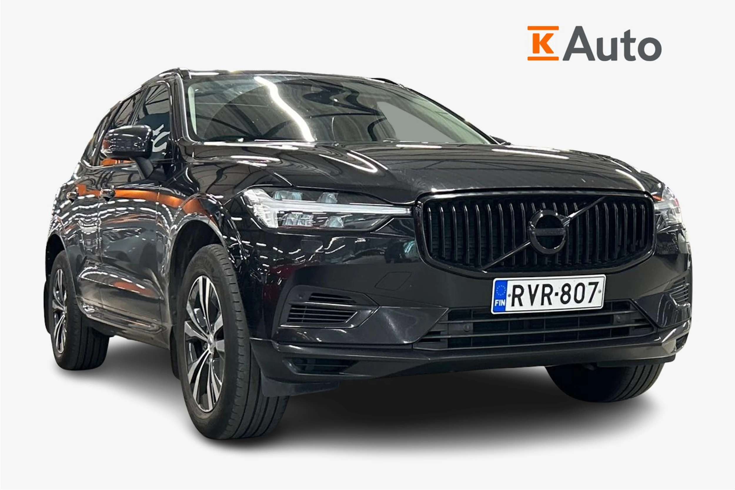 musta Volvo XC60 2021 kuva 1.