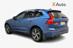 sininen Volvo XC60 2021 kuva 2.
