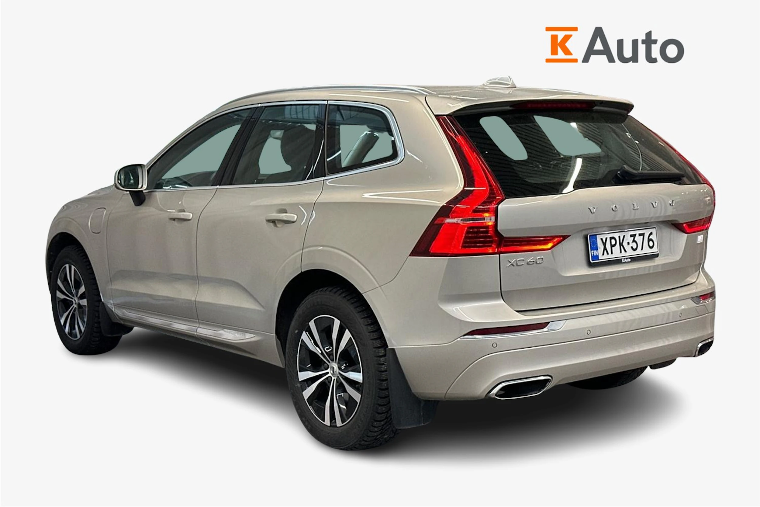 ruskea (beige) Volvo XC60 2021 kuva 2.