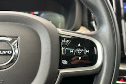 ruskea (beige) Volvo XC60 2021 kuva 18.