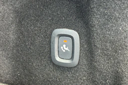 ruskea (beige) Volvo XC60 2021 kuva 28.