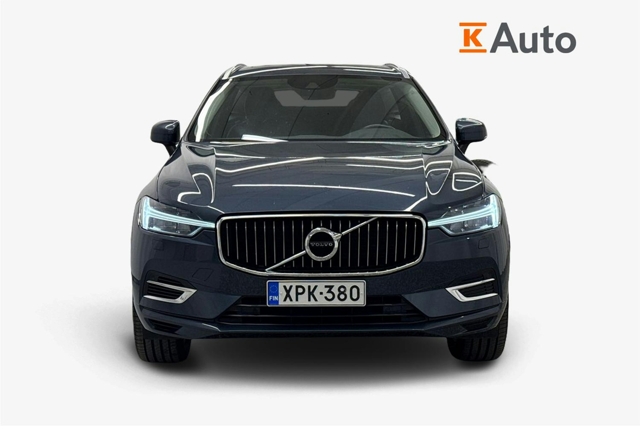 Sininen Volvo XC60 2021 kuva 5.