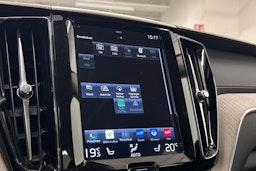Sininen Volvo XC60 2021 kuva 27.