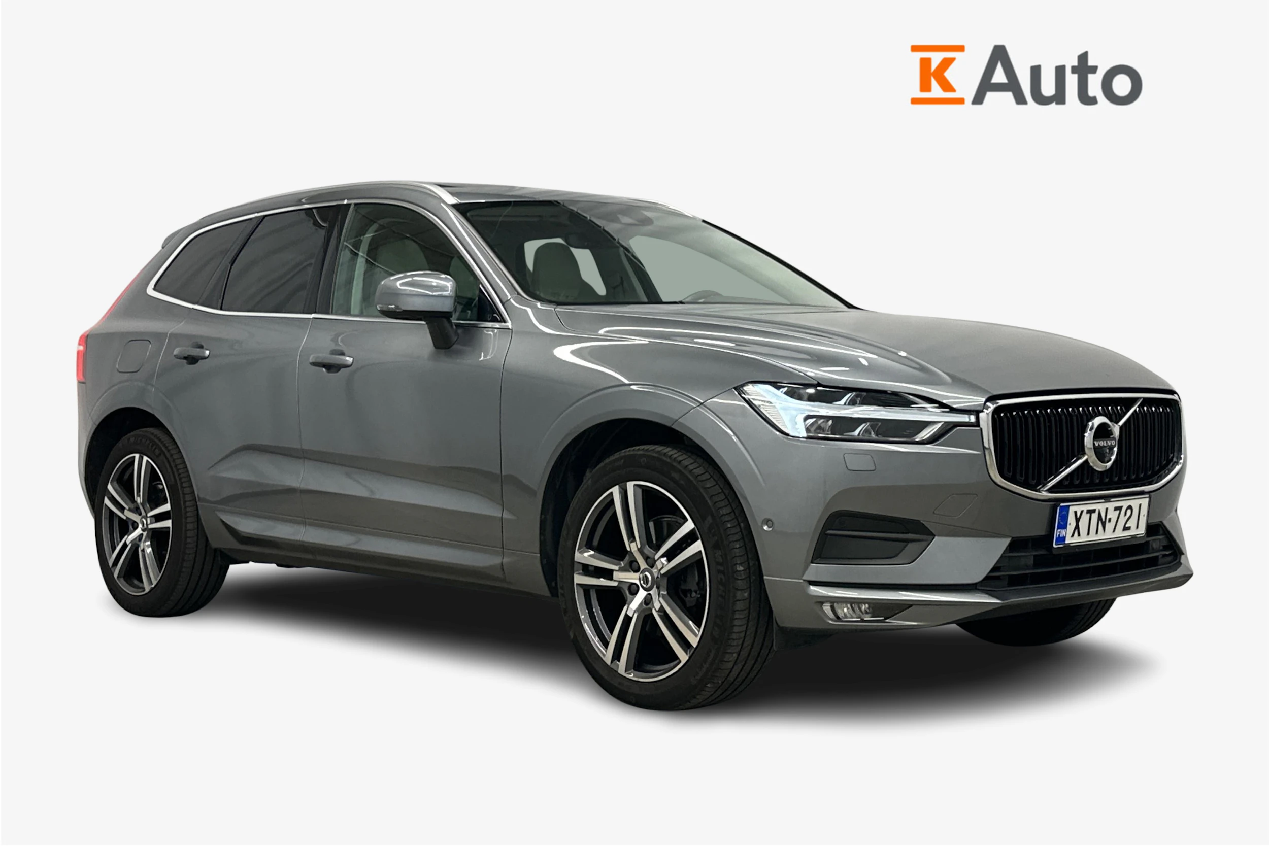 harmaa Volvo XC60 2021 kuva 1.