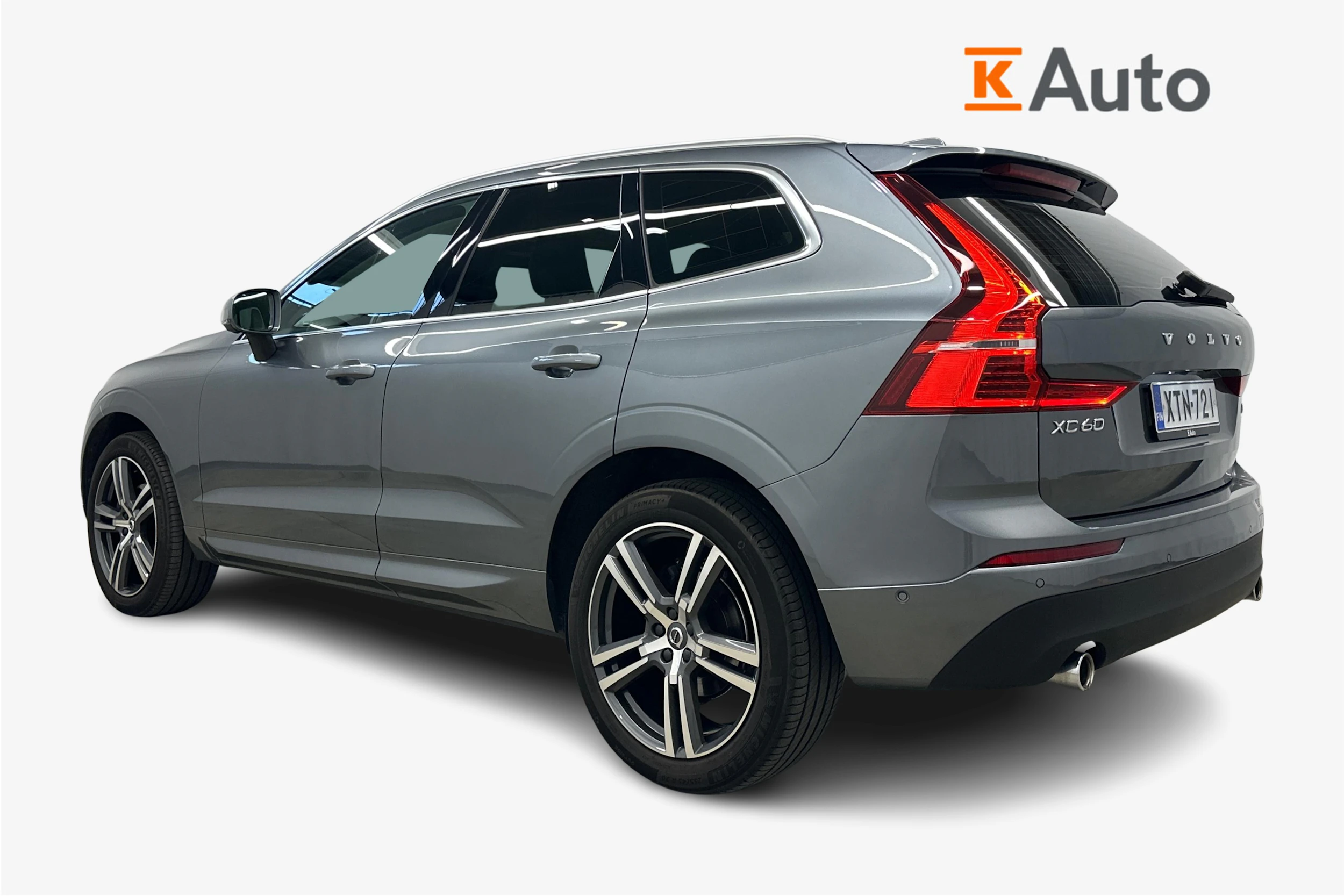 harmaa Volvo XC60 2021 kuva 2.