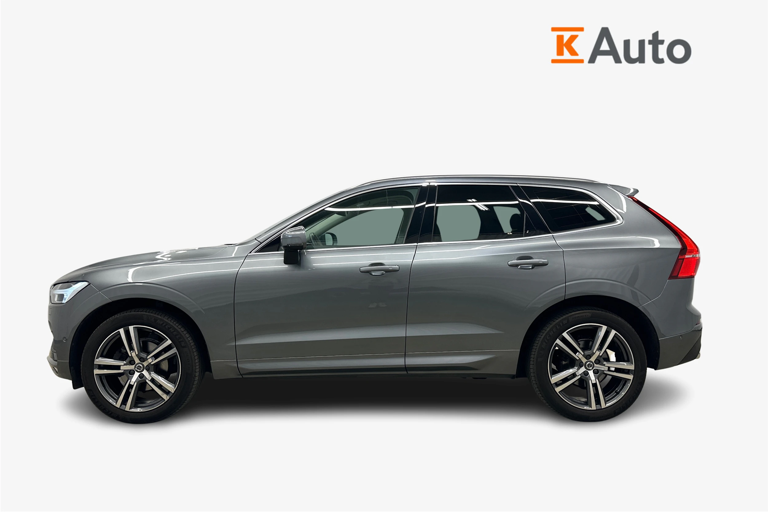 harmaa Volvo XC60 2021 kuva 5.