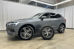harmaa Volvo XC60 2021 kuva 29.