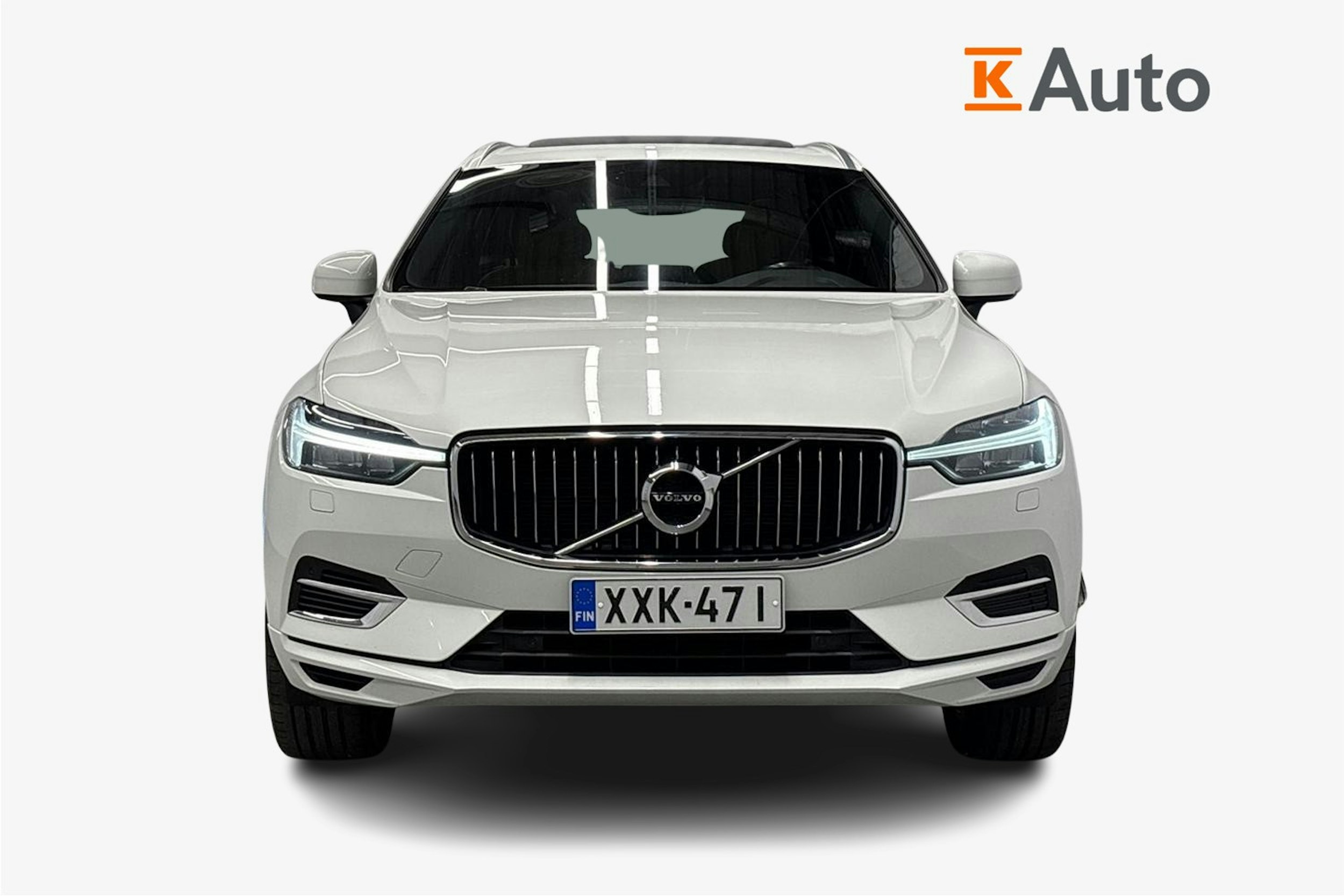 valkoinen Volvo XC60 2021 kuva 4.