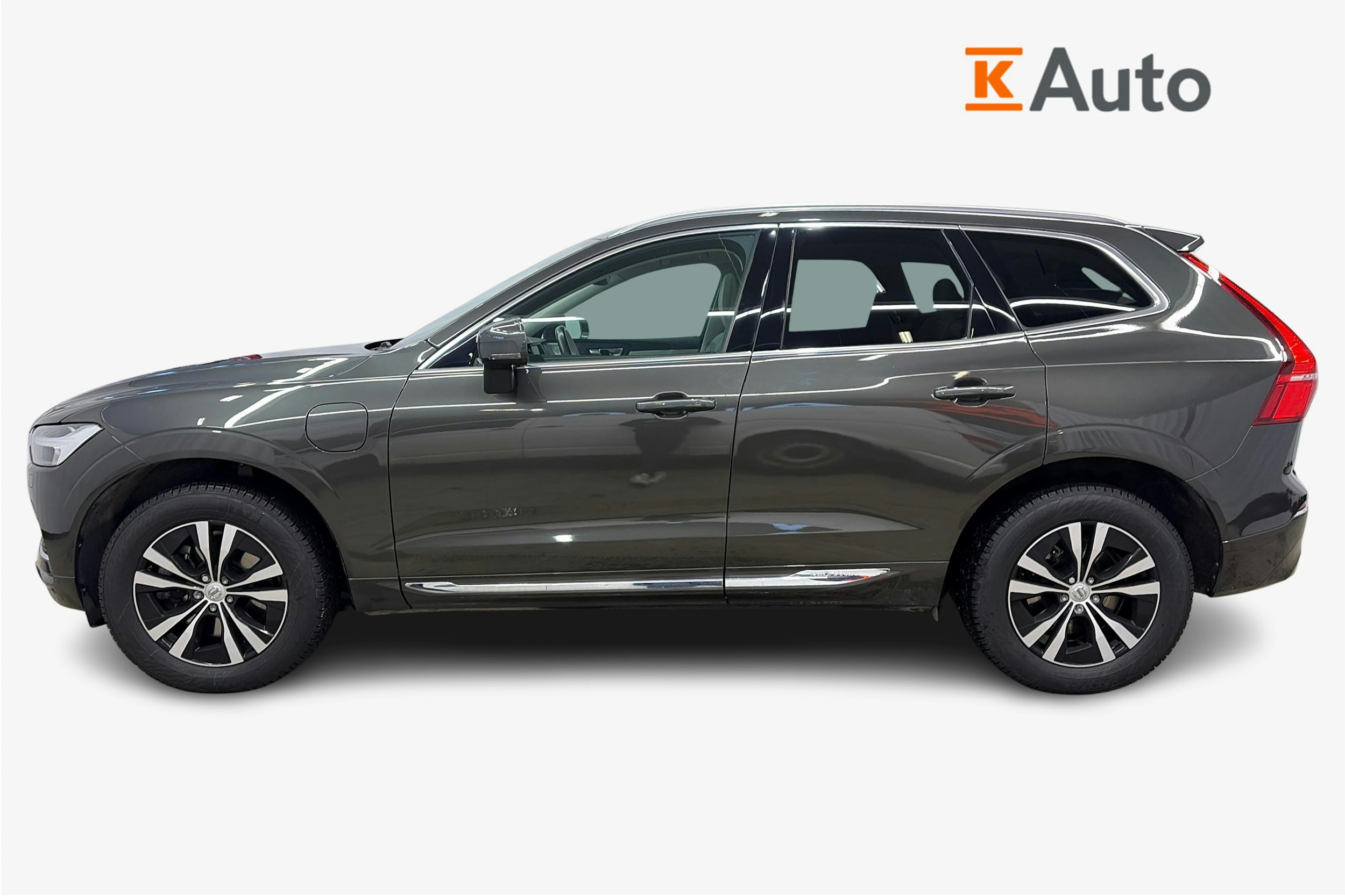 harmaa Volvo XC60 2021 kuva 6.