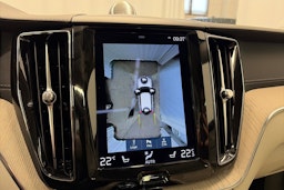 harmaa Volvo XC60 2021 kuva 20.