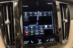 harmaa Volvo XC60 2021 kuva 26.