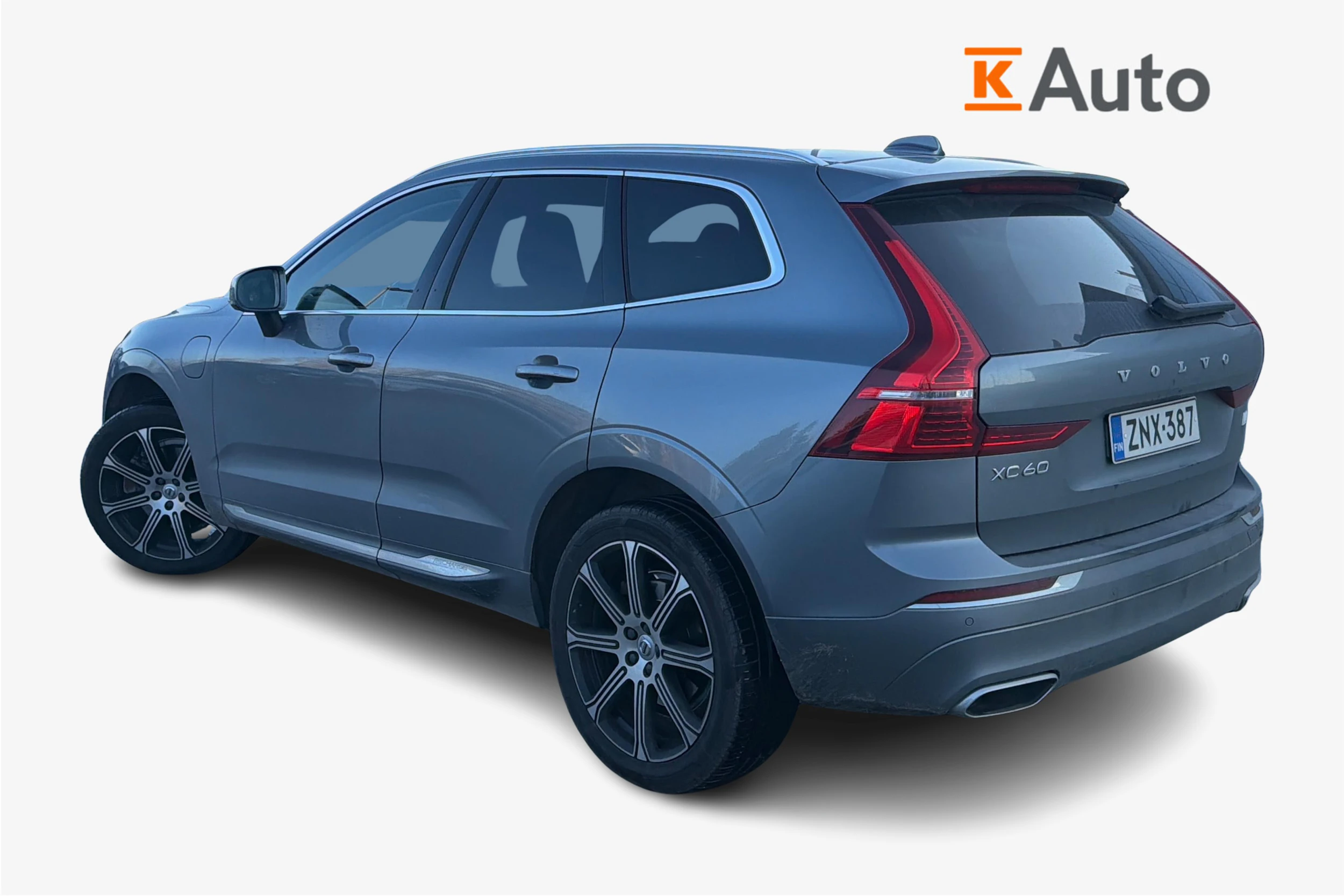 harmaa Volvo XC60 2021 kuva 2.