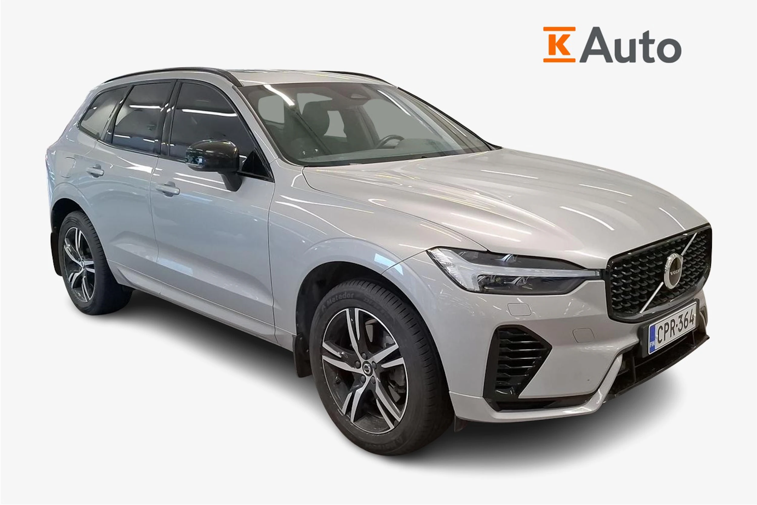 harmaa Volvo XC60 2022 kuva 1.